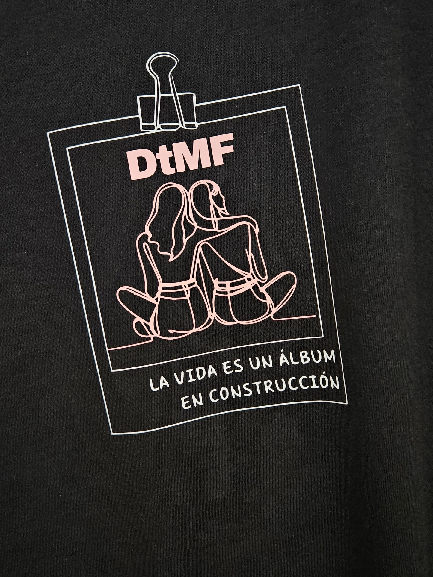 La vida es un álbum en construcción/ Crop T-shirt