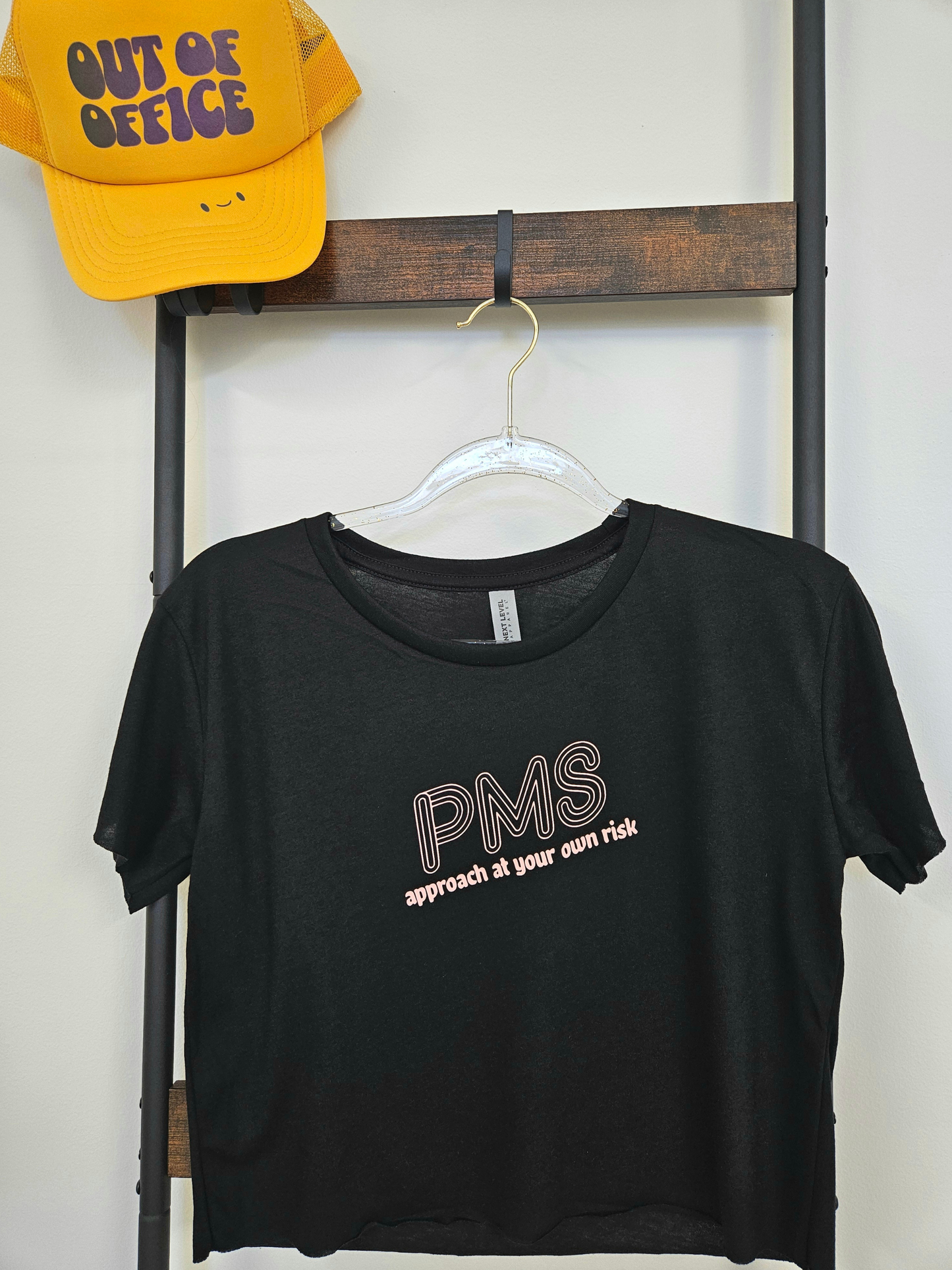 PMS Crop T-shirt