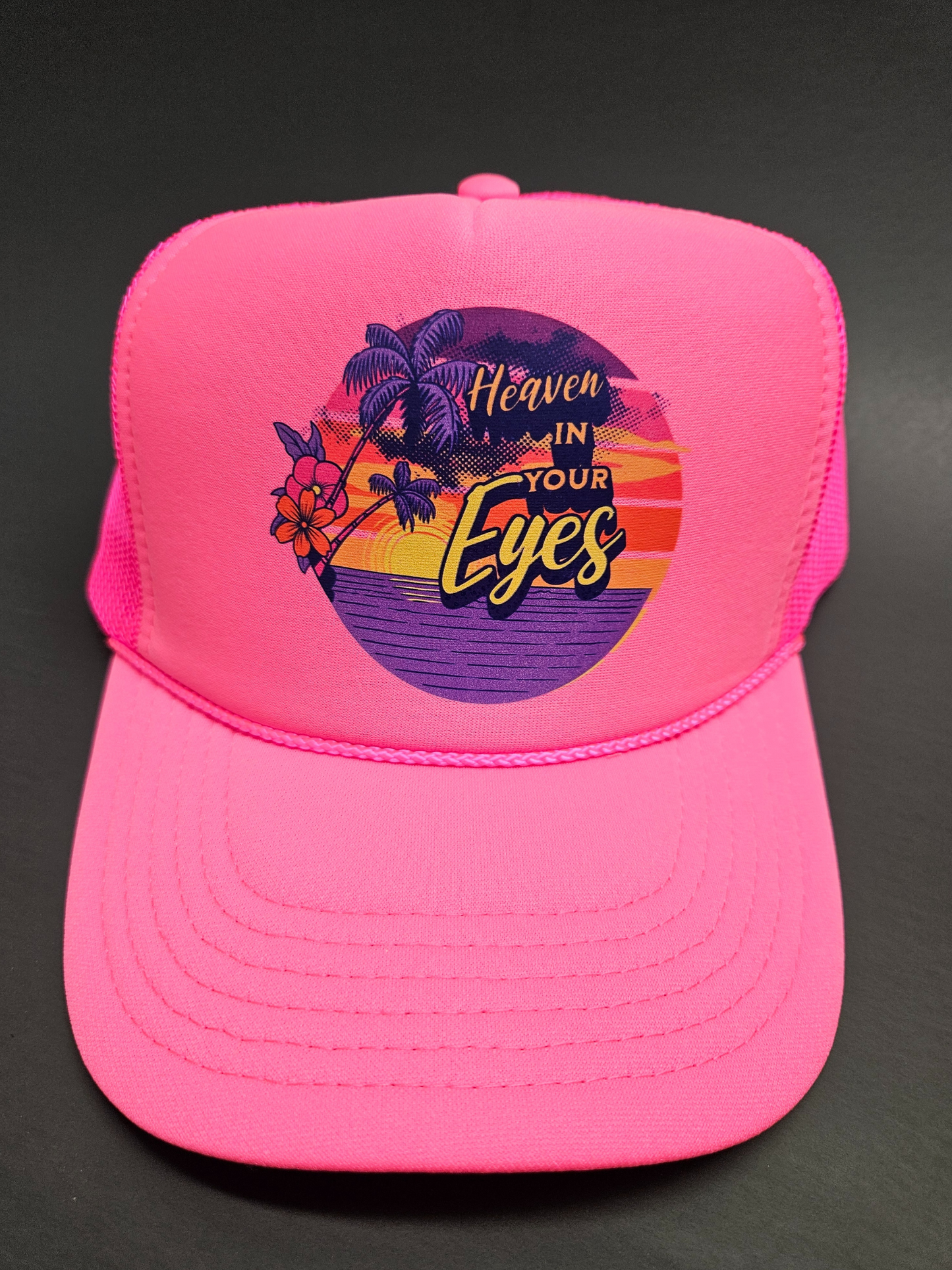 Heaven in your eyes  / Trucker Hat